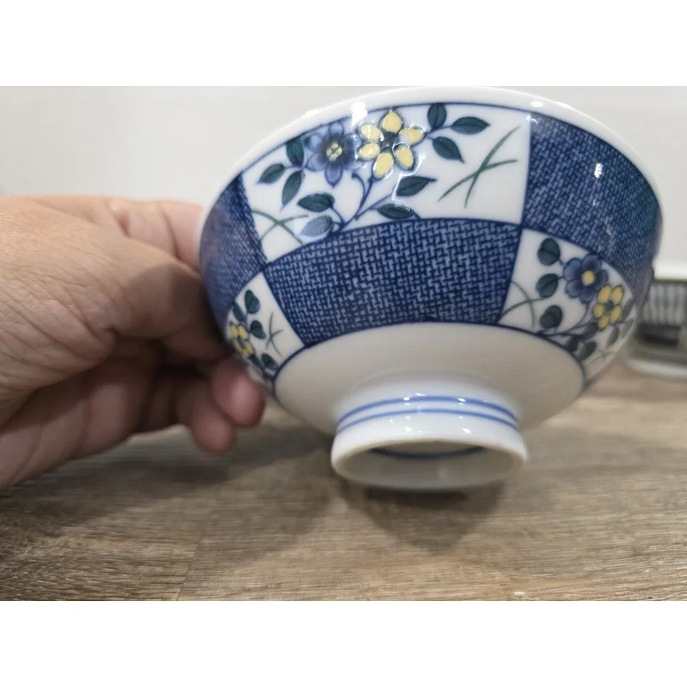 4 Japanese Blue & White Rice Bowls Floral, Mismatched 2
